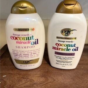 OGX Coconut Miracle Oil Shampoo and Conditioner Set - White and Gold